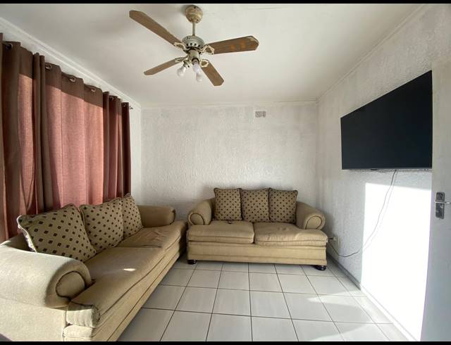 3 BEDROOM HOUSE FOR SALE IN VANDERBIJLPARK CW 4